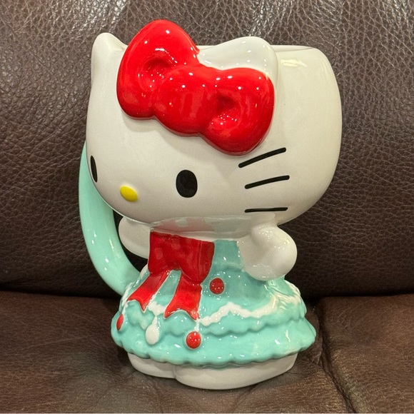 Hello Kitty in Christmas Tree Dress 22oz Figural Mug - Picture 10 of 10